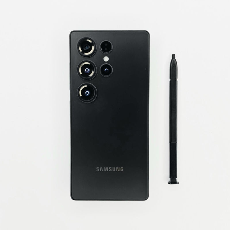 تصویر از گوشی گلکسی اس 25 الترا مینی Galaxy S25 Ultra Mini