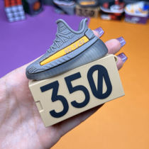 تصویر از کاور ایرپاد Adidas YEEZY 350