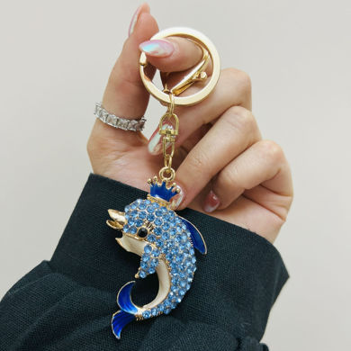 تصویر از جاسوییچی نگینی دلفین